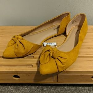 NWT Torrid Flats Mustard Yellow